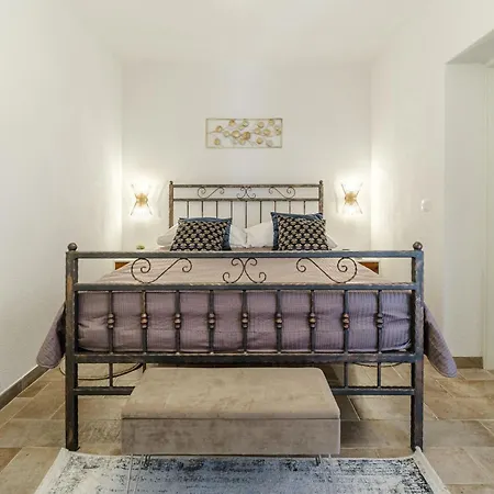 House Josipa Supetar