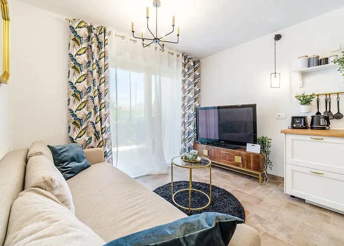 House Josipa * San Pietro di Brazza